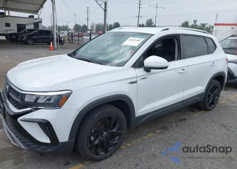 2022 Volkswagen Taos 1.5T Se z USA, uszkodzony, nr VIN 3VVRX7B24NM090138